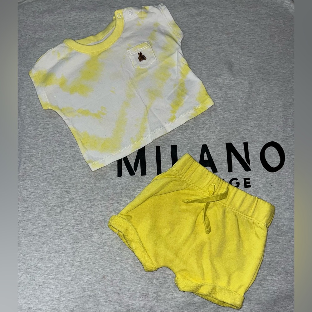 Baby Gap Yellow Tie Dye Over Sized Shirt With Shorts Set